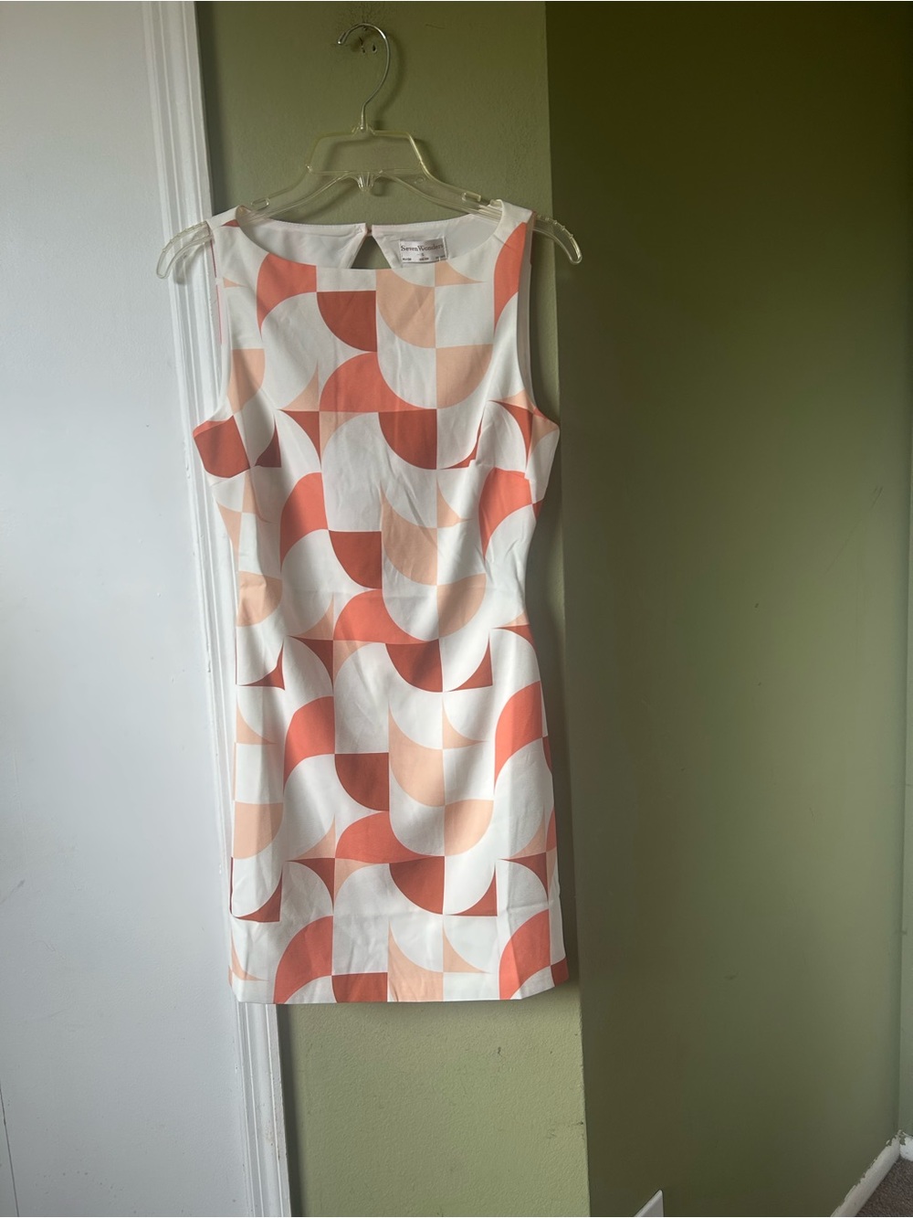 NWT Seven Wonders Mini Sleeveless Geometric Sheath Dress in Coral and Cream